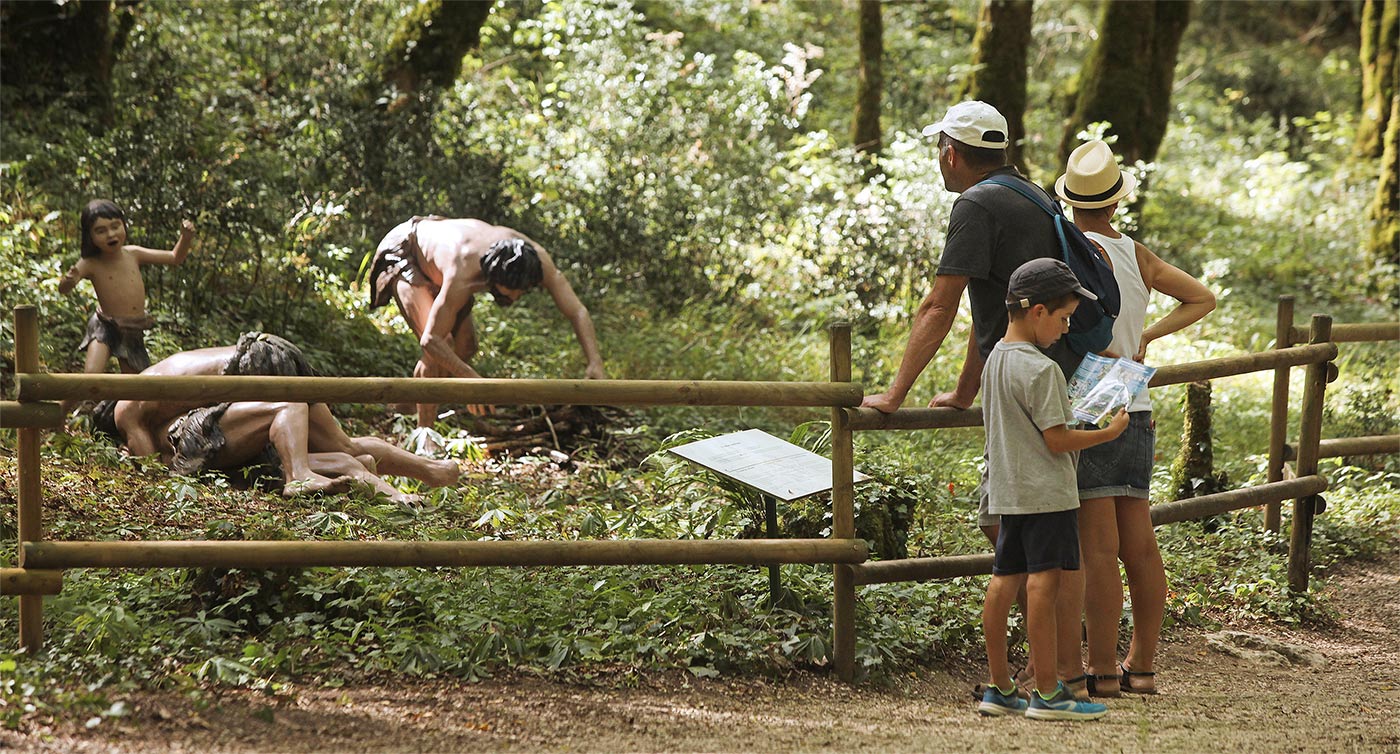 PREHISTO PARC - La Préhistoire comme si vous y étiéz de Neandertal à Cro-Magnon